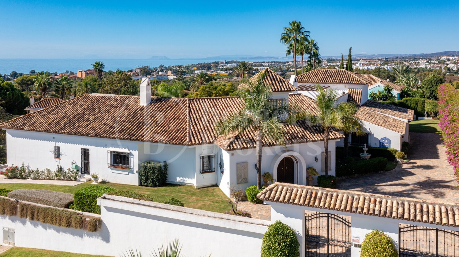 6 chambres Villa à Estepona, Spain No. 42847