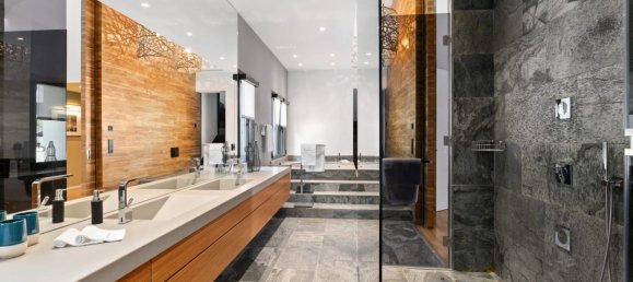 8 bedrooms Villa in Antibes, France No. 196673 16