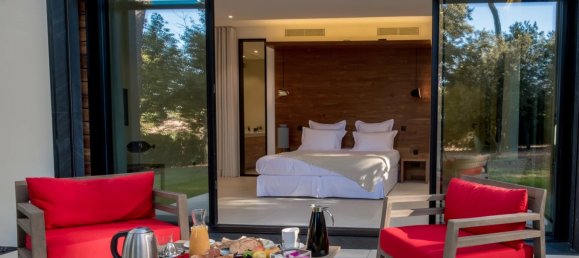 8 bedrooms Villa in Antibes, France No. 196673 13