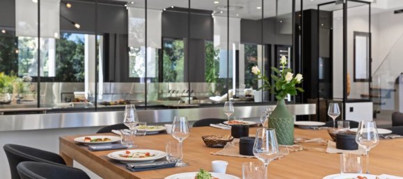 8 bedrooms Villa in Antibes, France No. 196673 6