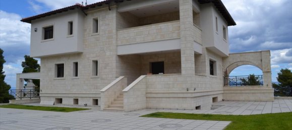 7 bedrooms Villa in Chalkidiki, Greece No. 6746 26