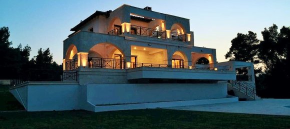 7 bedrooms Villa in Chalkidiki, Greece No. 6746 2