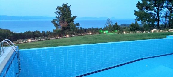 7 bedrooms Villa in Chalkidiki, Greece No. 6746 20