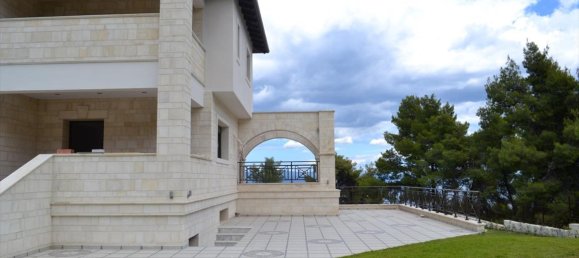 7 bedrooms Villa in Chalkidiki, Greece No. 6746 25