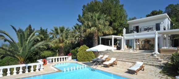 2 bedrooms Villa in Corfu, Greece No. 7850 2