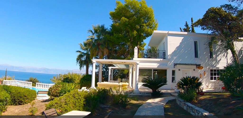 2 bedrooms Villa in Corfu, Greece No. 7850