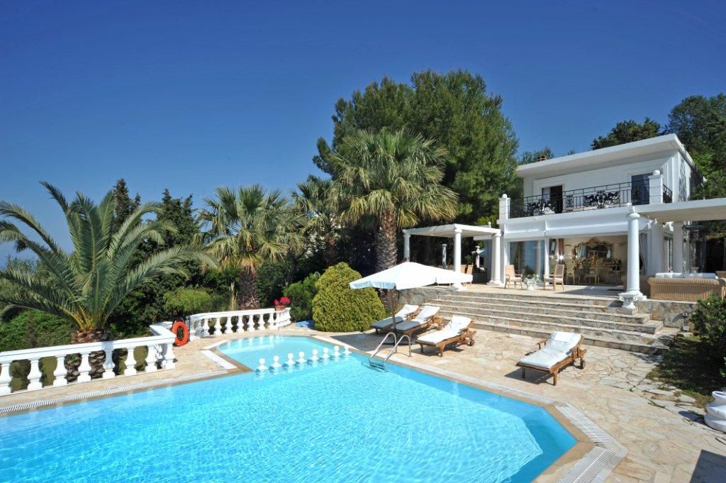 2 bedrooms Villa for sale in Corfu, Central Corfu and Diapontian Islands, Corfu, Ionian Islands, Peloponnese, Western Greece and the Ionian, Greece № 7850