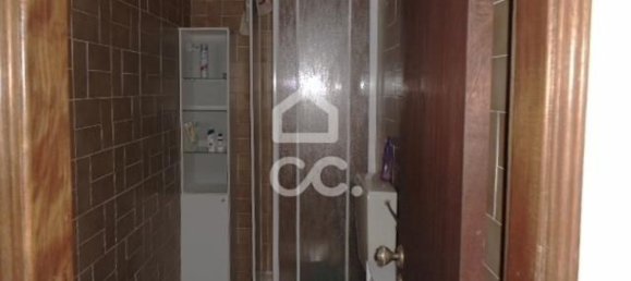 4 Schlafzimmer Doppelhaus in Corroios, Portugal, Nr. 80972 10