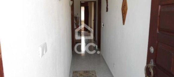 4 Schlafzimmer Doppelhaus in Corroios, Portugal, Nr. 80972 16