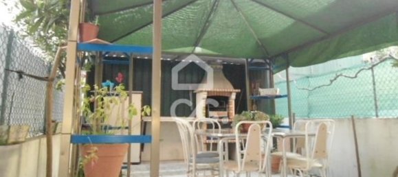 4 Schlafzimmer Doppelhaus in Corroios, Portugal, Nr. 80972 12