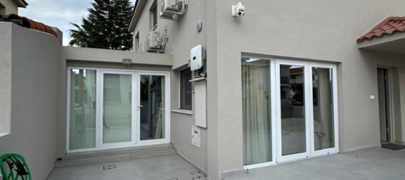Таунхаус с 4 спальнями в Ларнака, Кипр № 175031 29