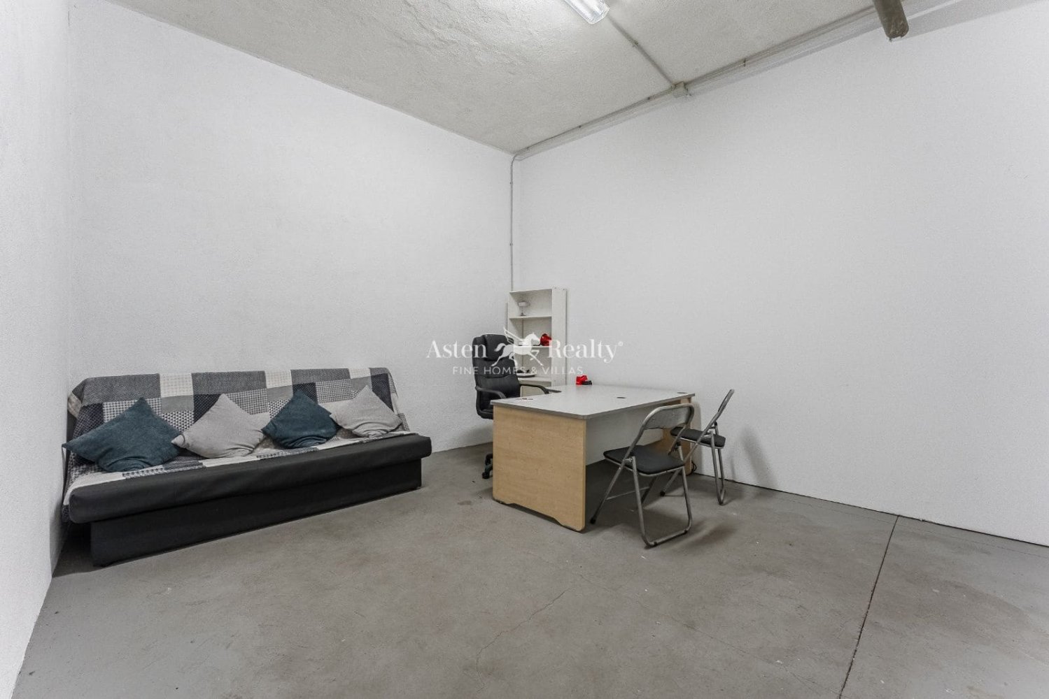 Bureau à Adeje, Spain 215m² No. 177382