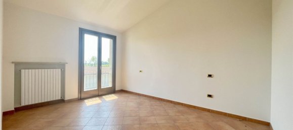 4 rooms House in Borgo Virgilio, Italy No. 269758 20