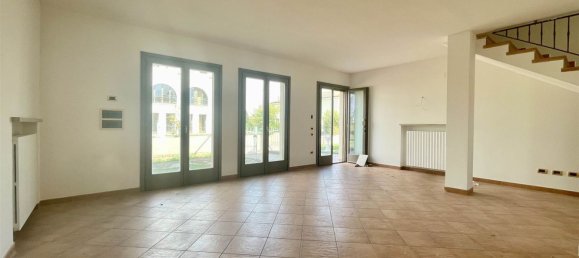 4 rooms House in Borgo Virgilio, Italy No. 269758 11