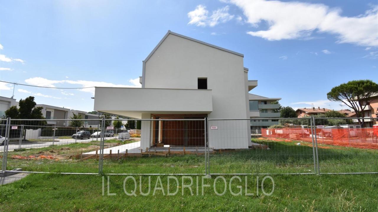 5 rooms Villa in Cesena, Italy No. 17960