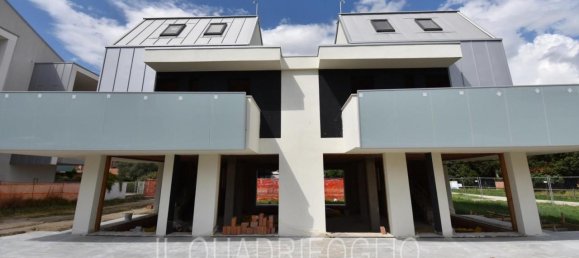 5 rooms Villa in Cesena, Italy No. 17960 3