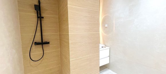 2 bedrooms Apartment in Lisbon, Portugal No. 33256 15