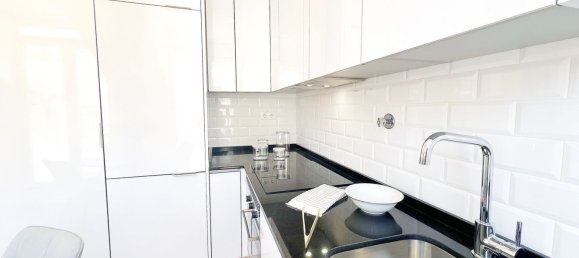 2 bedrooms Apartment in Lisbon, Portugal No. 33256 6