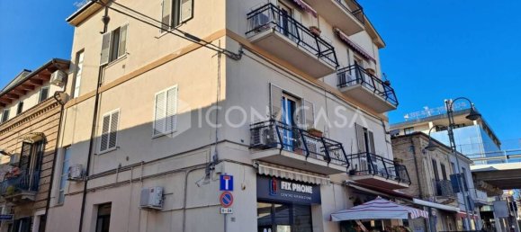 6 Schlafzimmer Doppelhaus in Vasto, Italy, Nr. 379080 9