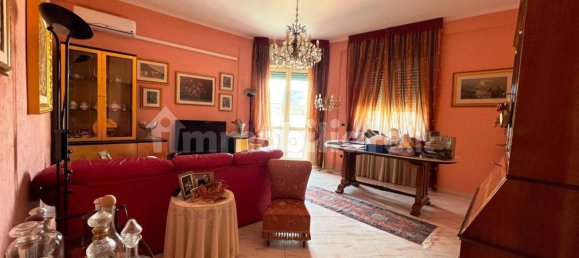 Apartamento de 3 dormitorios en Foggia, Italy No. 161664 2