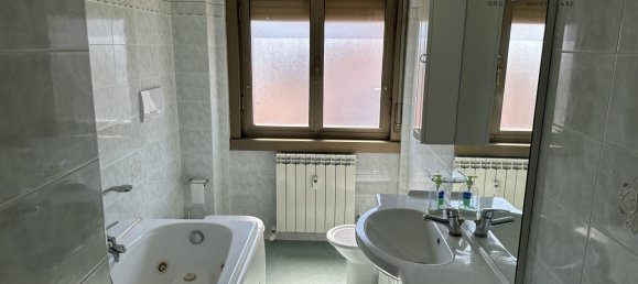 5-salle Appartement à Trieste, Italy No. 234408 78