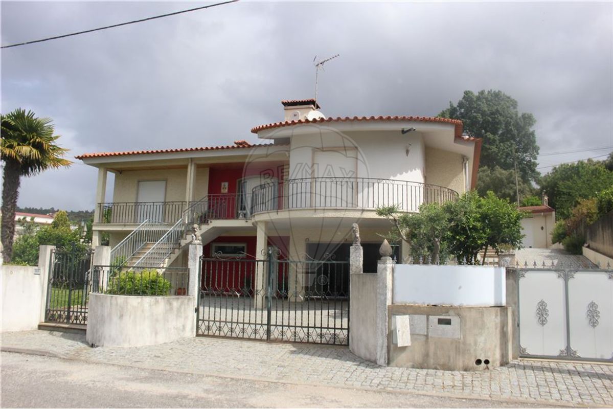 Casa T6 em Cervães, Portugal N.º 183400