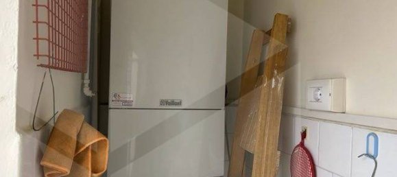 2 rooms Apartment in Bologna, Italy No. 27519 4