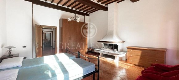 5 bedrooms Apartment in Montepulciano, Italy No. 57081 13