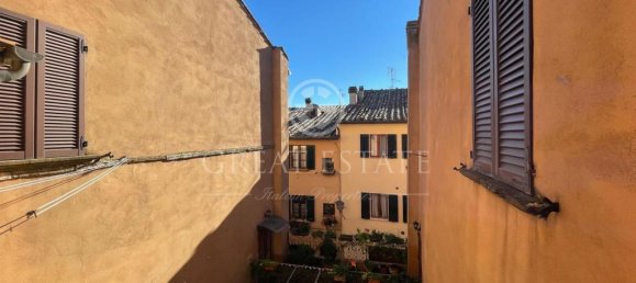 5 bedrooms Apartment in Montepulciano, Italy No. 57081 2