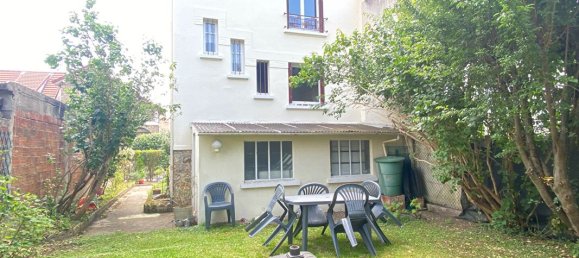 3 bedrooms House in Saint-Prix, France No. 177737 2