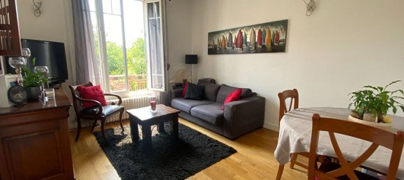 3 bedrooms House in Saint-Prix, France No. 177737 8