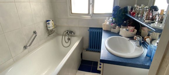 3 bedrooms House in Saint-Prix, France No. 177737 3