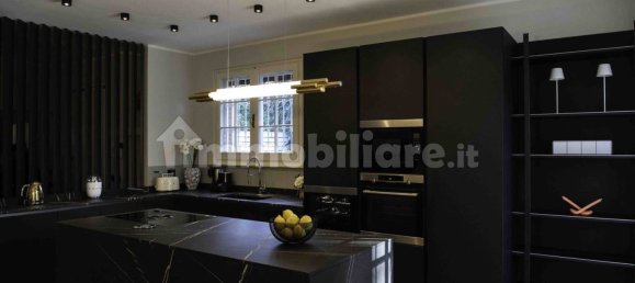 4 bedrooms Villa in Livorno, Italy No. 216317 4