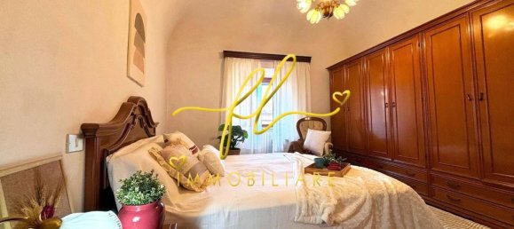 3-salle Appartement à Pomarance, Italy No. 80107 17