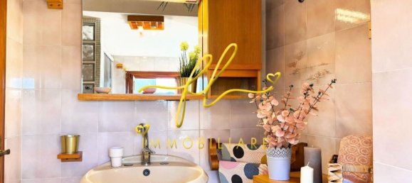 3-salle Appartement à Pomarance, Italy No. 80107 28