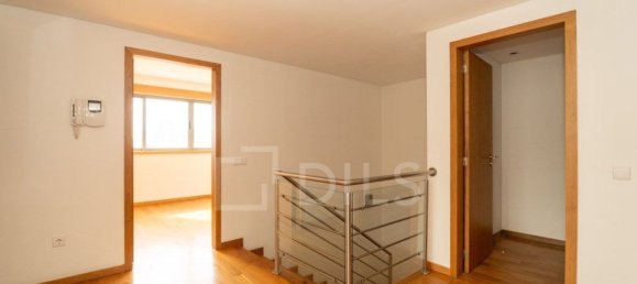 4 غرف نوم منزل ذو طابقين في Matosinhos, Portugal رقم 137348 19