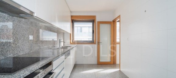 4 غرف نوم منزل ذو طابقين في Matosinhos, Portugal رقم 137348 14