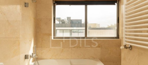 4 غرف نوم منزل ذو طابقين في Matosinhos, Portugal رقم 137348 25