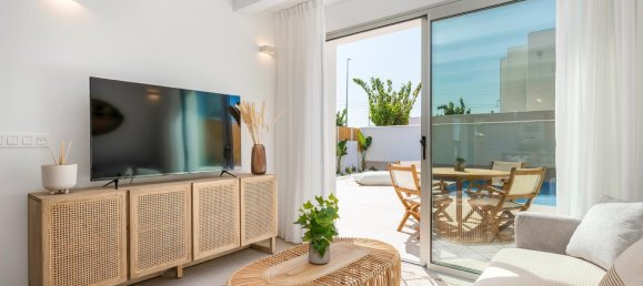 Bungalow de 3 dormitorios en Dolores, Spain No. 16606 4