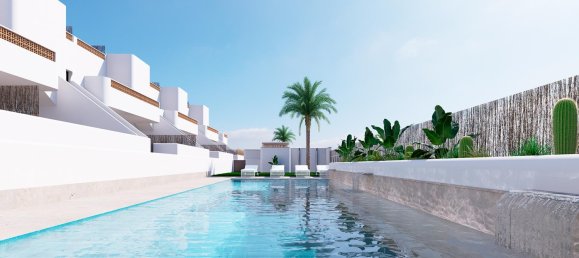 Bungalow de 3 dormitorios en Dolores, Spain No. 16606 2