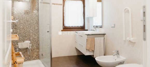 5 bedrooms Villa in Altopiano della Vigolana, Italy No. 274011 22