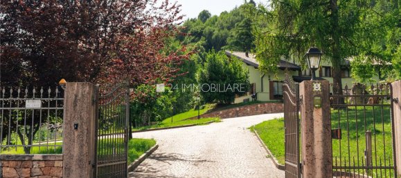 5 bedrooms Villa in Altopiano della Vigolana, Italy No. 274011 3