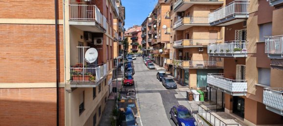 3 rooms Apartment in Albano Laziale, Italy No. 122755 10