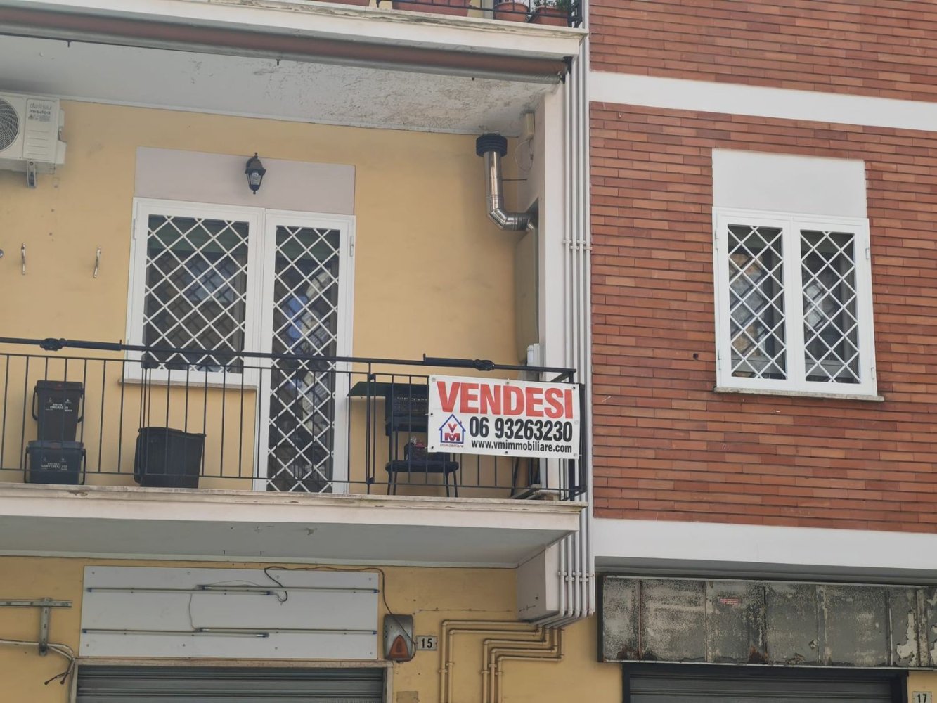 3 rooms Apartment in Albano Laziale, Italy No. 122755