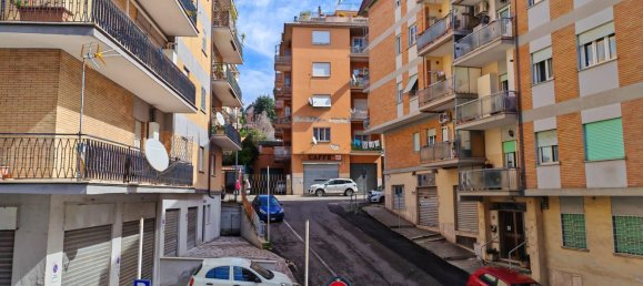 3 rooms Apartment in Albano Laziale, Italy No. 122755 5