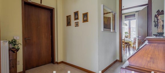 4-salle Appartement à Cesano Maderno, Italy No. 29944 12