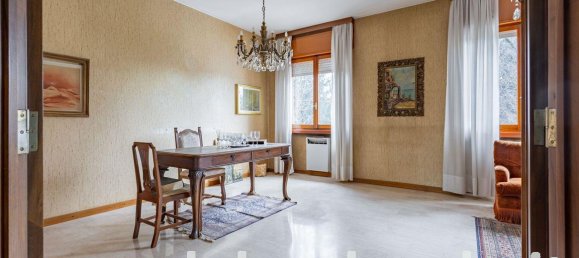 4-salle Appartement à Cesano Maderno, Italy No. 29944 8