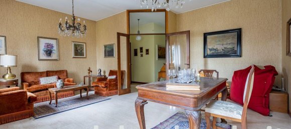4-salle Appartement à Cesano Maderno, Italy No. 29944 7