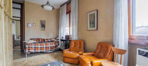 4-salle Appartement à Cesano Maderno, Italy No. 29944 20