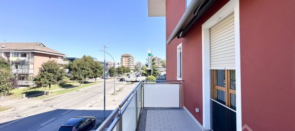 Квартира с 3 спальнями в Турин, Италия № 313297 3